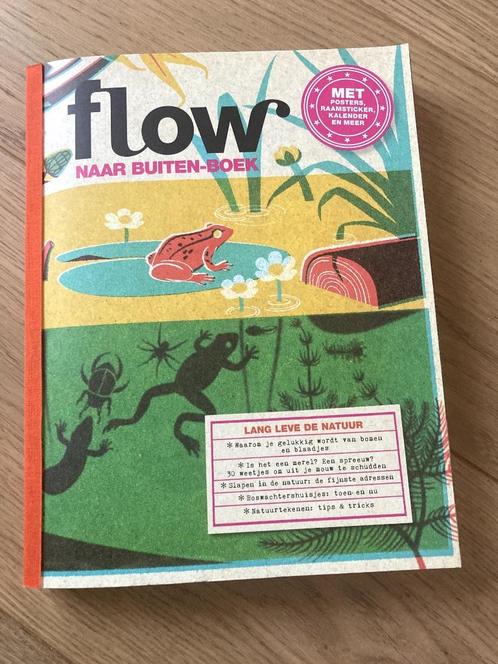 het FLOW NAAR BUITEN-BOEK  Nieuwstaat, Boeken, Tijdschriften en Kranten, Zo goed als nieuw, Lichaam en Geest, Ophalen of Verzenden