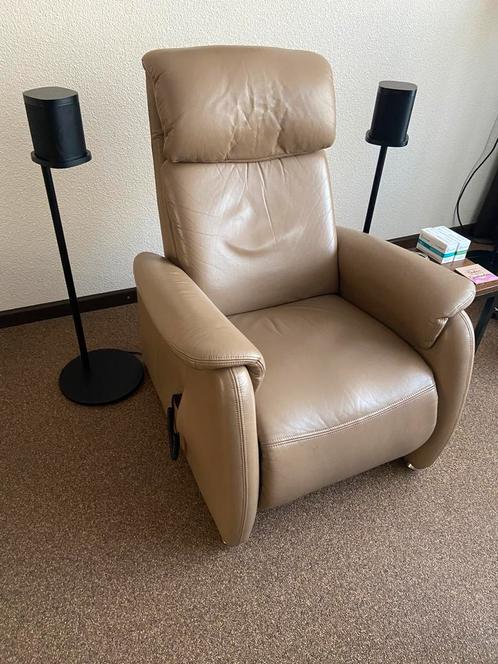 Relaxfauteuil, Huis en Inrichting, Fauteuils, Zo goed als nieuw, Leer, Ophalen