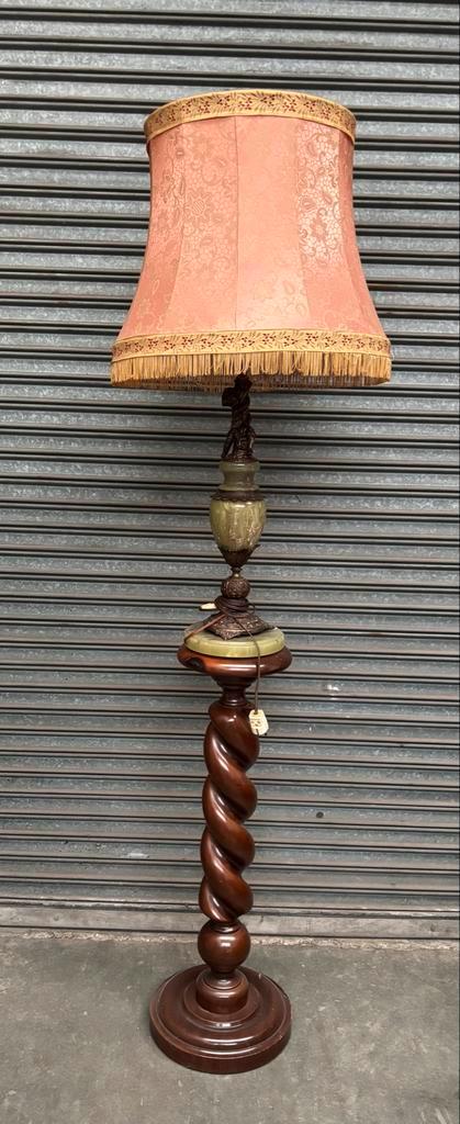 Vintage Groene Onyx Tafellamp met Klassieke Lampenkap, Antiek en Kunst, Antiek | Lampen, Ophalen