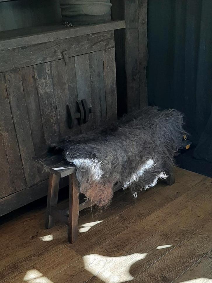 Schapenvacht xl, gevilt, Huis en Inrichting, Woonaccessoires | Plaids en Woondekens, Zo goed als nieuw, Ophalen of Verzenden