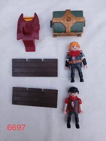 Playmobil 6697, onderdelen van de meeneemburcht beschikbaar voor biedingen