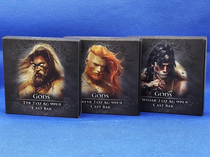 (9636) NOORSE GODEN TYR, FREYR, WIDAR COLOR BAARS TWO OUNCE, Postzegels en Munten, Edelmetalen en Baren, Zilver, Ophalen of Verzenden
