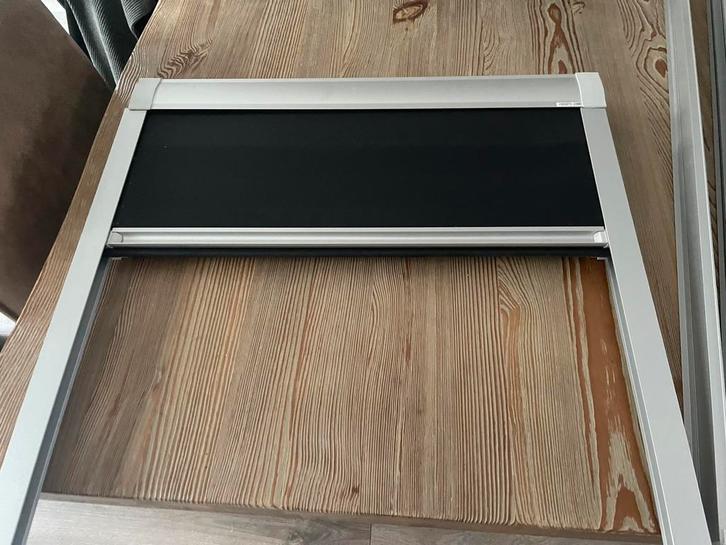 Dakraam rolgordijn voor velux ggl m06 verduisterd zwart, Huis en Inrichting, Stoffering | Gordijnen en Lamellen, Zo goed als nieuw