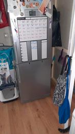 Koelkast...werkt nog goed..., Witgoed en Apparatuur, Ophalen, Gebruikt, 160 cm of meer, Minder dan 75 liter