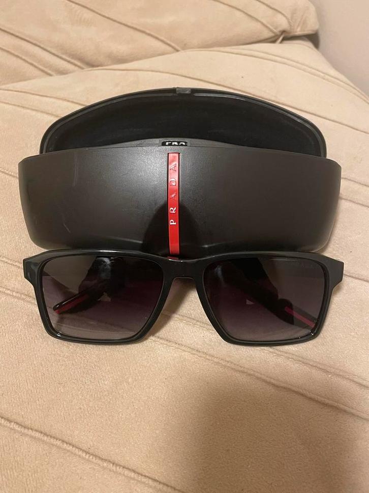 Prada Zonnebril - Top Conditie!, Sieraden, Tassen en Uiterlijk, Zonnebrillen en Brillen | Heren, Zo goed als nieuw, Zonnebril