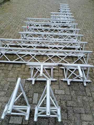 Partij Microtruss F43 truss beschikbaar voor biedingen