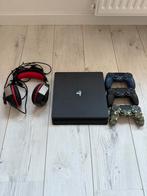 PlayStation 4 Slim 500gb, Ophalen of Verzenden, Zo goed als nieuw, Met 2 controllers, Slim