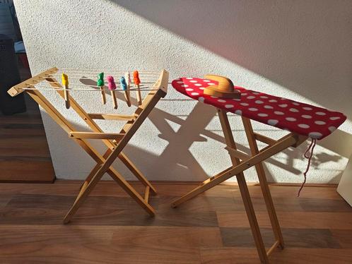Poppenwashoek, houten strijkplankje en wasrek, Kinderen en Baby's, Speelgoed | Houten speelgoed, Zo goed als nieuw, Overige typen