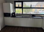Mooie complete hoogglans witte keuken met apparatuur!, Ophalen, Zo goed als nieuw, Wit, Composiet