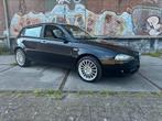 Alfa Romeo 147 1.6 T.spark 16V 77KW 5DR 2008 Zwart, Auto's, Alfa Romeo, Voorwielaandrijving, 4 cilinders, 400 kg, Zwart