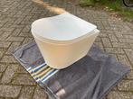 Hangend Toilet Luca Varess mat wit, Doe-het-zelf en Verbouw, Sanitair, Ophalen, Zo goed als nieuw, Toilet