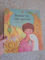 Kleurrijk kinderboek “Bennie en zijn ganzen' Ivo de Weerd, Boeken, Prentenboeken en Plaatjesalbums, Ophalen of Verzenden, Zo goed als nieuw