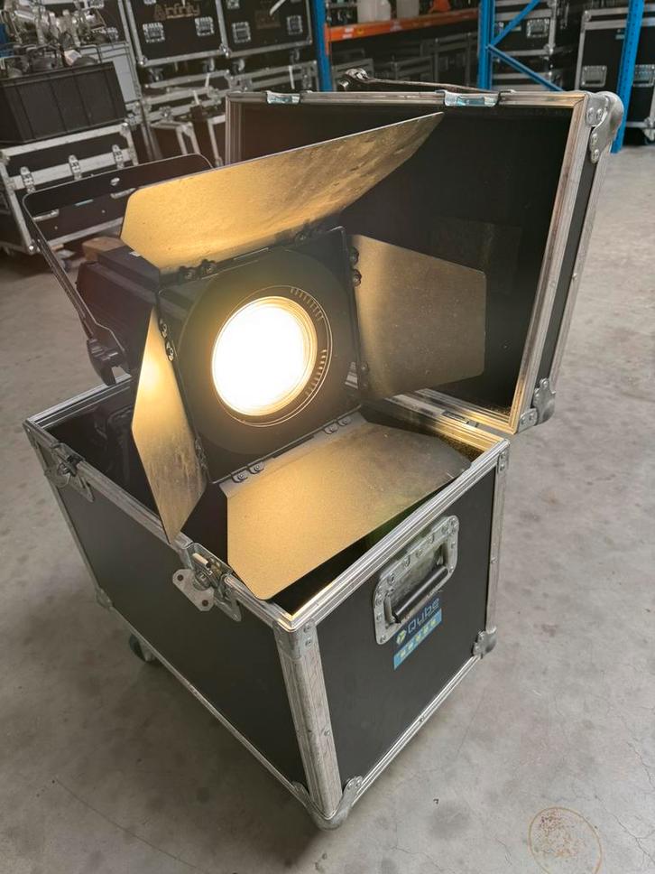 Set van 2 stuks Briteq LED Theaterspot in flightcase, Muziek en Instrumenten, Licht en Laser, Gebruikt, Licht, Ophalen