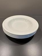 Vier diepe borden Intermezzo diameter 22 cm, Ophalen of Verzenden, Zo goed als nieuw, Bord(en), Effen