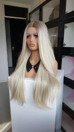 Basic Lace Pruik: Uitgroei naar assig blond, stijl , 75cm, Ophalen of Verzenden, Nieuw, Pruik of Haarverlenging