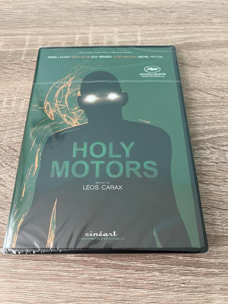 Dvd Holy Motors - NL-Uitgave - NIEUW in Seal, Cd's en Dvd's, Dvd's | Filmhuis, Nieuw in verpakking, Frankrijk, Vanaf 16 jaar, Ophalen of Verzenden