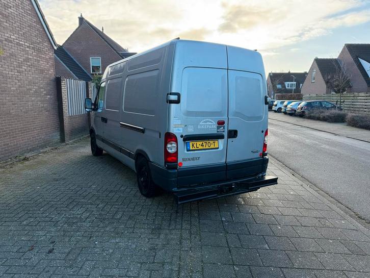 Update: Renault Master 3.3T L2H2 2.5 DCI 115 zelfbouw camper, Caravans en Kamperen, Campers, Particulier, tot en met 2, Buscamper of Camperbus