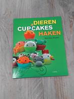 Dierencupcakes haken" van Marieke Diss, Ophalen of Verzenden, Zo goed als nieuw, Breien en Haken
