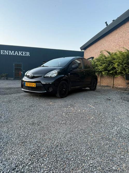 Toyota Aygo, Auto's, Toyota, Particulier, Aygo, Benzine, A, Hatchback, Handgeschakeld, Geïmporteerd, Zwart, Zwart, Stof, Voorwielaandrijving