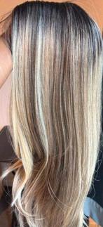 Prachtige meerkleurige lace-wig. Nog 1 over!, Sieraden, Tassen en Uiterlijk, Uiterlijk | Haarverzorging, Ophalen of Verzenden