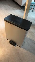 Prullenbak CURVER, Ophalen, Kunststof, 40 liter of meer, Zo goed als nieuw