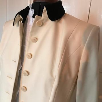 Witte Wollen Pauw Blazer. Maat 1 Pauw / S beschikbaar voor biedingen