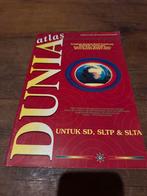 Wereld Atlas - Buana Raya, Gelezen, Overige atlassen, Ophalen of Verzenden, 1800 tot 2000