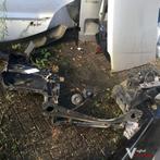 Mercedes W126 500 SEC Voorfront / Lasdeel, Auto-onderdelen, Carrosserie en Plaatwerk, Ophalen, Gebruikt, Bumper
