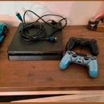 Playstation 4 slim, Spelcomputers en Games, Ophalen of Verzenden, Zo goed als nieuw, Met 2 controllers, Slim