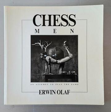 Erwin Olaf Chess Men Gesigneerd 1988 beschikbaar voor biedingen