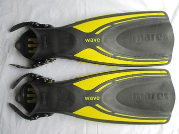 snorkelvinnen | duikvinnen | zwemvliezen Mares Wave - small beschikbaar voor biedingen