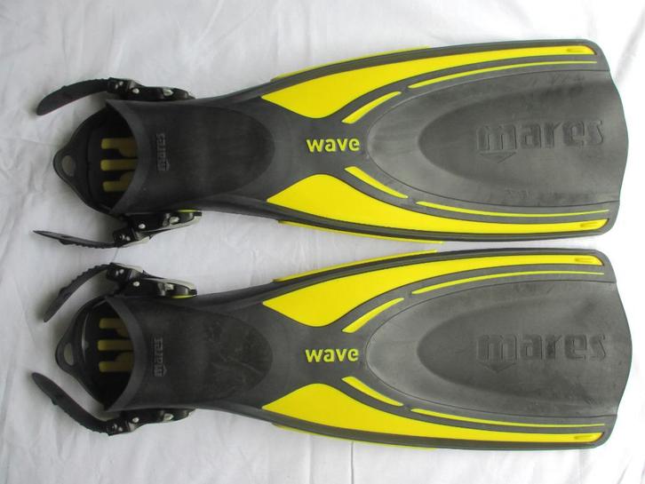 snorkelvinnen | duikvinnen | zwemvliezen Mares Wave - small, Watersport en Boten, Snorkelen, Zo goed als nieuw, Snorkelvinnen