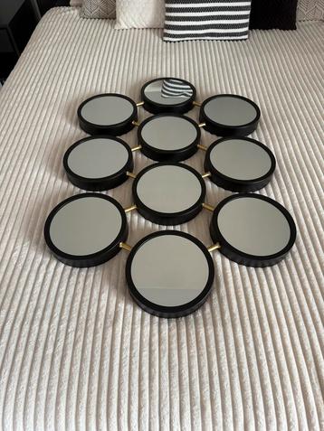 Hele toffe leuke spiegel! beschikbaar voor biedingen