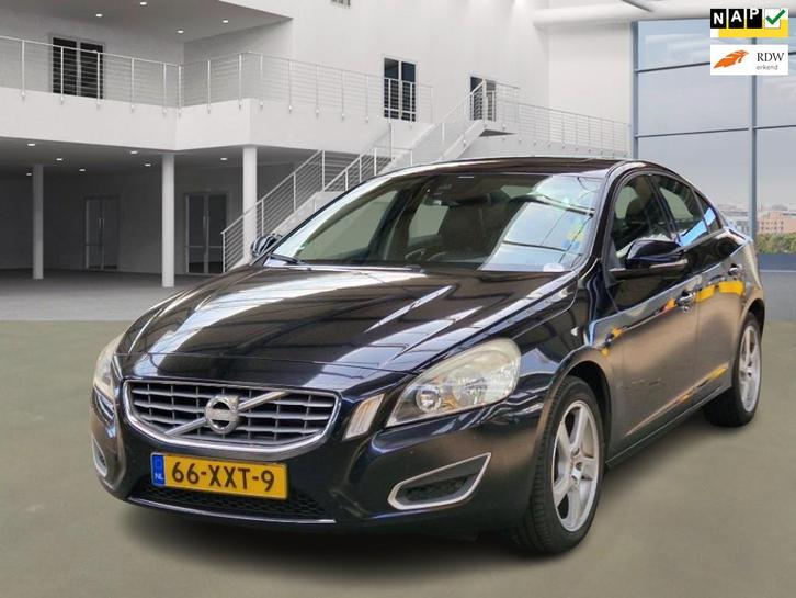 Volvo S60 2.0 D4 Kinetic, Auto's, Volvo, Bedrijf, Te koop, S60, ABS, Airbags, Airconditioning, Boordcomputer, Centrale vergrendeling