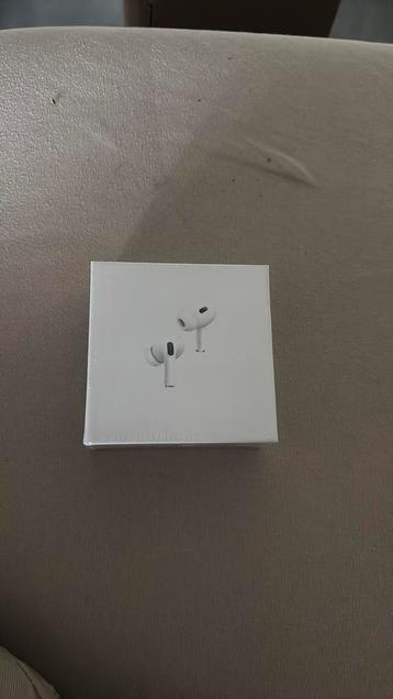 Airpods 2de generatie nieuw in plastic! beschikbaar voor biedingen