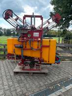 2 verschillende veldspuiten, Ophalen, Weidebouw