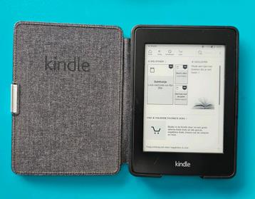 Amazon Kindle Paperwhite 6th generation ereader met hoesje  beschikbaar voor biedingen