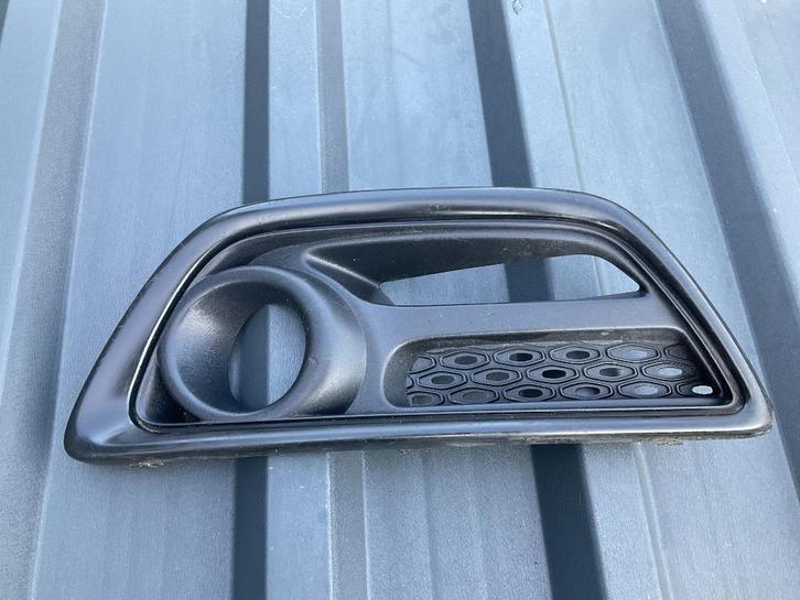 Bumper Grill Mistlamp Renault Captur 620752406R 13-16 RE-210, Auto diversen, Tuning en Styling, Ophalen of Verzenden