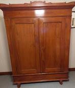 Twee vintage kledingkasten, Ophalen