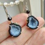 Mooie nieuwe zilveren Geode oorbellen en Onyx, Hangers, Blauw, Nieuw, Ophalen of Verzenden