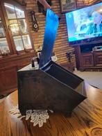 Oude antieke kolen bak, Ophalen