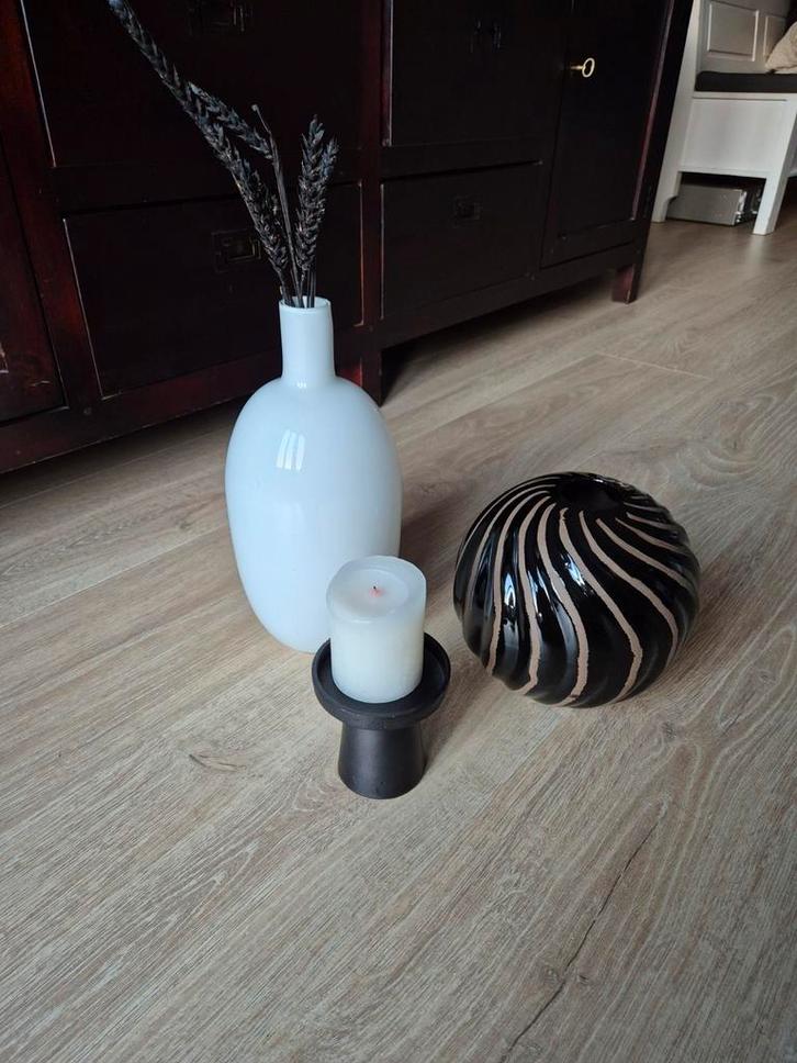 Decoratieve vazen set, Huis en Inrichting, Woonaccessoires | Vazen, Zo goed als nieuw, Zwart, Minder dan 50 cm, Aardewerk of Porselein