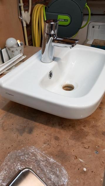 fontein set voor toilet beschikbaar voor biedingen