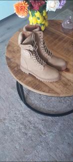 nieuwe enkellaarsjes mt. 39  supercracks, Beige, Lage of Enkellaarzen, Nieuw, Ophalen of Verzenden