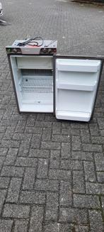 Dometic koelkast voor camper caravan op gas 12v 220v, Caravans en Kamperen, Caravan accessoires, Gebruikt