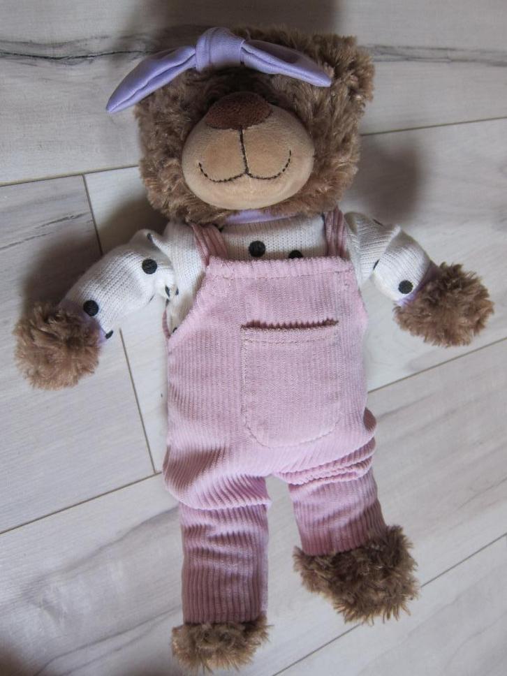 Nieuwe, beer Bodo van "Minifeet" met kleertjes van Hema, Kinderen en Baby's, Speelgoed | Knuffels en Pluche, Nieuw, Beer, Ophalen of Verzenden