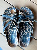 Leuke slippera van Maruti maat 39, Slippers, Zwart, Ophalen of Verzenden, Maruti