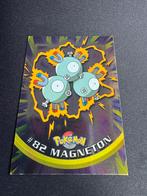 Topps #82 magneton chrom foil (101), Hobby en Vrije tijd, Verzamelkaartspellen | Pokémon, Ophalen of Verzenden, Zo goed als nieuw