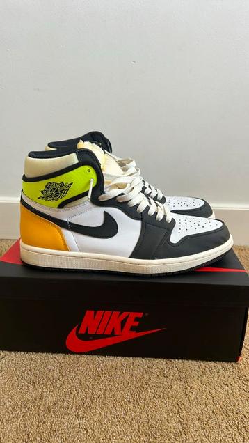 Nike Air Jordan 1 Volt maat 42,5 beschikbaar voor biedingen