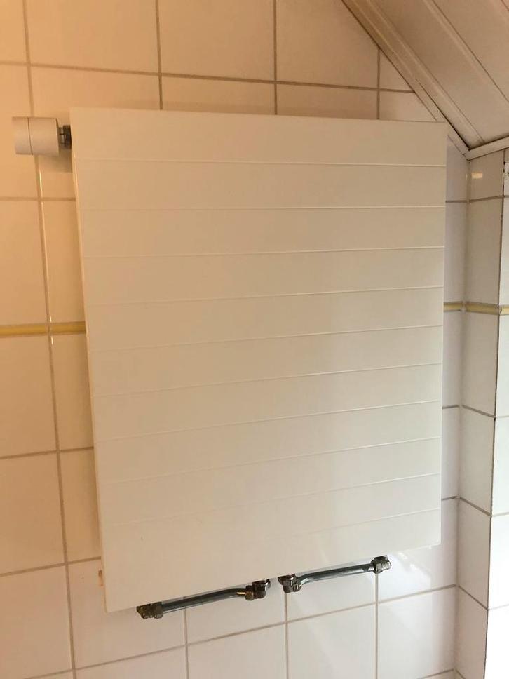 Radson radiator 1200 watt 75 x 60 cm, Doe-het-zelf en Verbouw, Verwarming en Radiatoren, Zo goed als nieuw, Radiator, 800 watt of meer